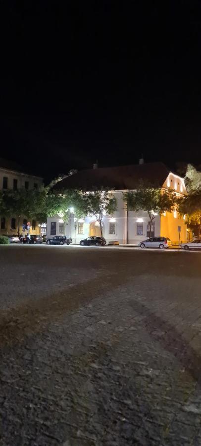 Ales Apartman Sombor Exterior foto